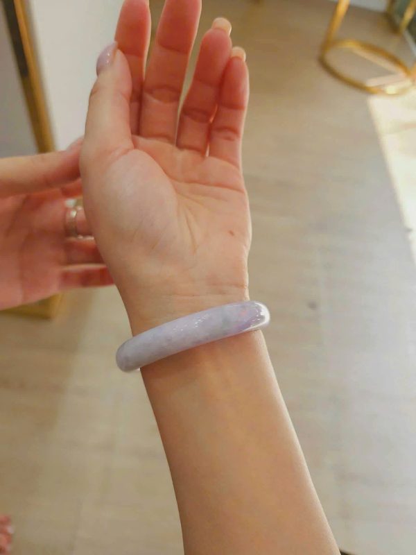 Lưu Ý Khi Chọn Trang Sức Cho Người Mệnh Thổ