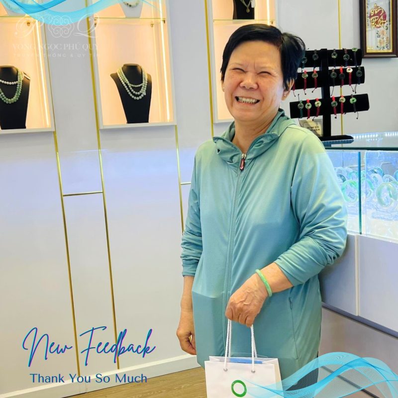 Món Quà Hiếu Kính – Vòng Cẩm Thạch Dành Tặng Mẹ