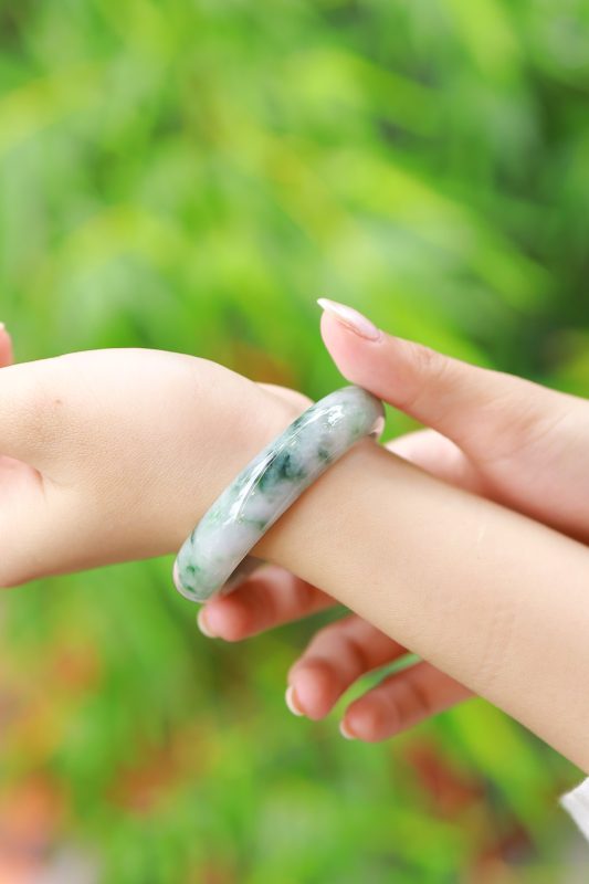 Sức Sống Thiên Nhiên Mát Lành Tràn Đầy Từ Ngọc