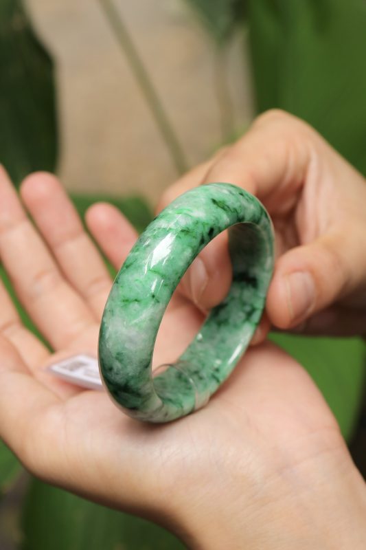 Ngọc Cẩm Thạch Và Bí Quyết Làm Đẹp Của Phụ Nữ