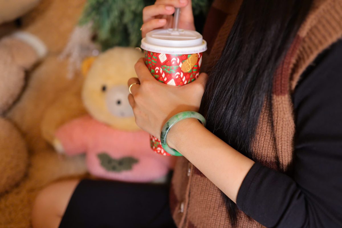 Cùng Vòng Ngọc Thiên Nhiên Làm Đẹp Cuộc Đời, Làm Đẹp Chính Mình