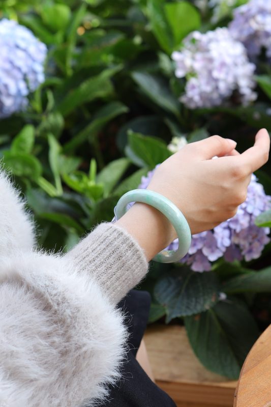 Hữu Duyên Mua Ngọc, Ngọc Sáng Tâm An